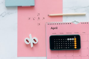 How To Plan Your Month Ahead of Time So You Can Make the Most Of It